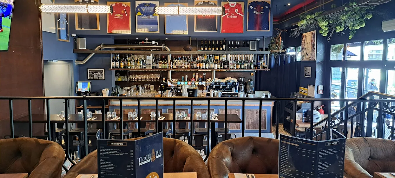 Train Pub 3